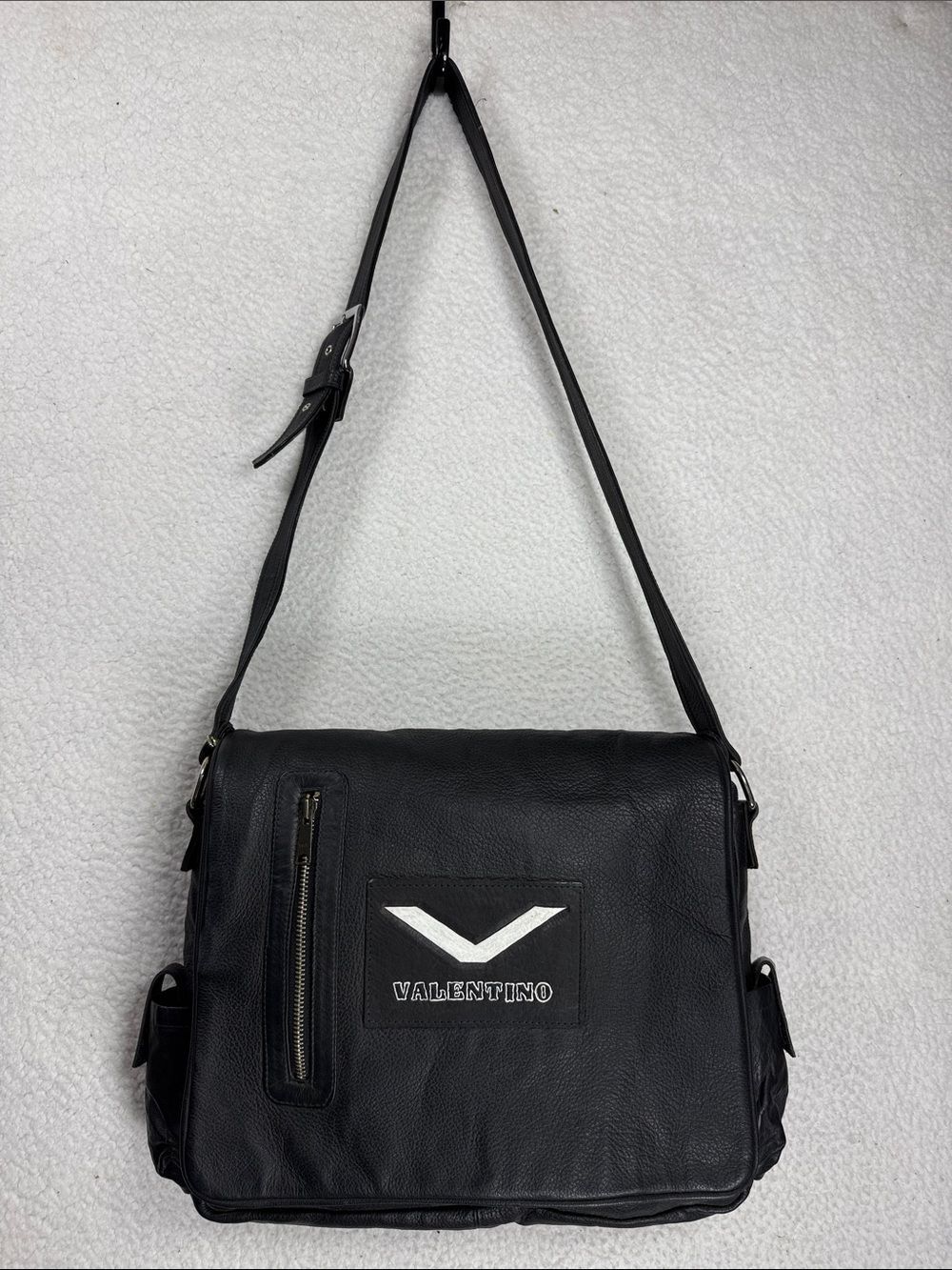 (X2) Large vintage multifunctional laptop bag made of thick genuine leather